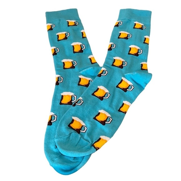 New Woman's All Over Beer Print Crew Socks - Picture 2 of 3